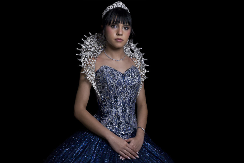Ensaio fotográfico de debutante nos Castelo dos Vinhais, Fotografia profissional de ensaio de 15 anos, por fotógrafo de debutante em Vinhedo, SP.