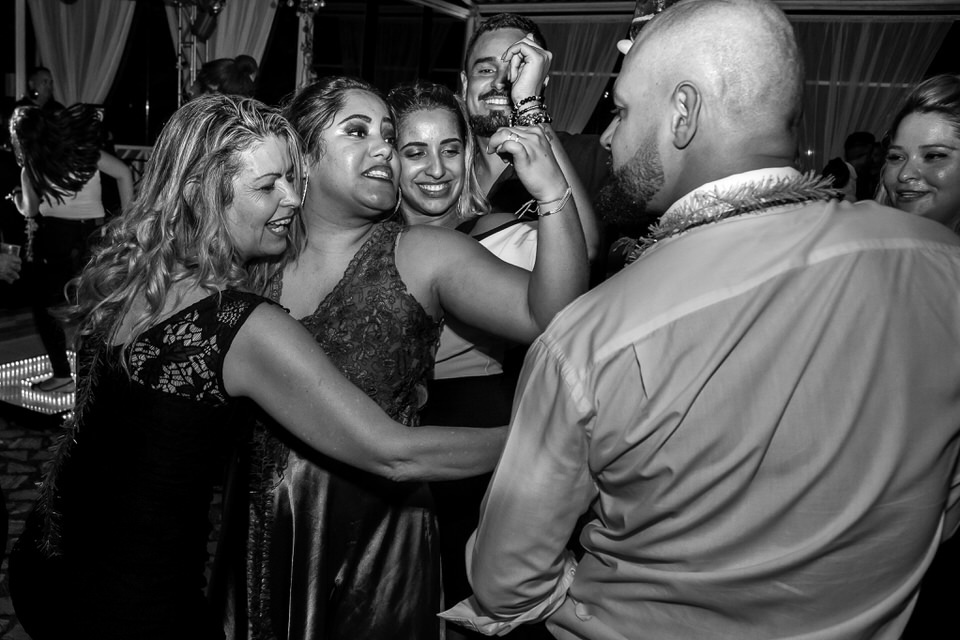 Festa de Casamento da Cássia com o Danilo no Sítio Della Torre em Mairiporã São Paulo