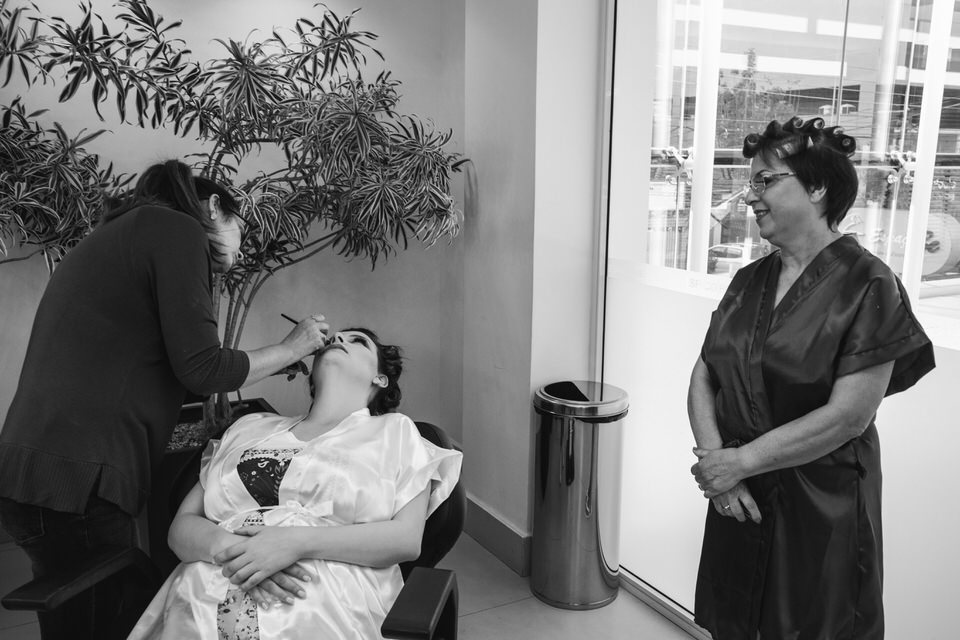 Making off da noiva Fernanda no Espaço B realizado pelo fotógrafo de casamento de SP John Edgard