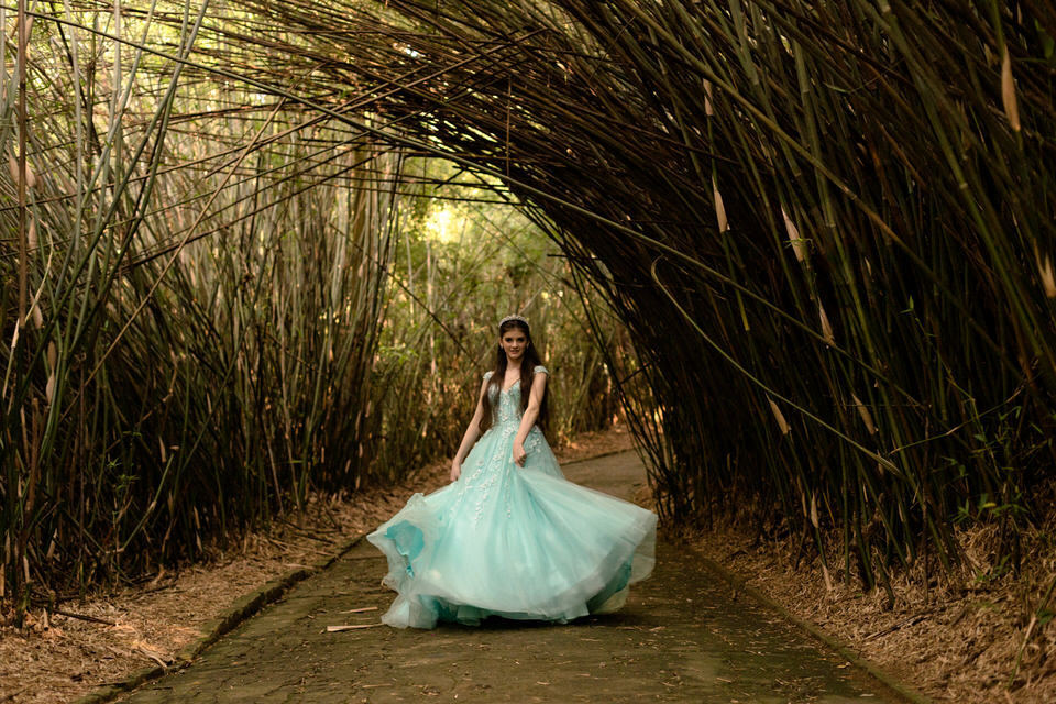 Ensaio da festa de 15 anos da Emily no Jardim Botânico em São Paulo