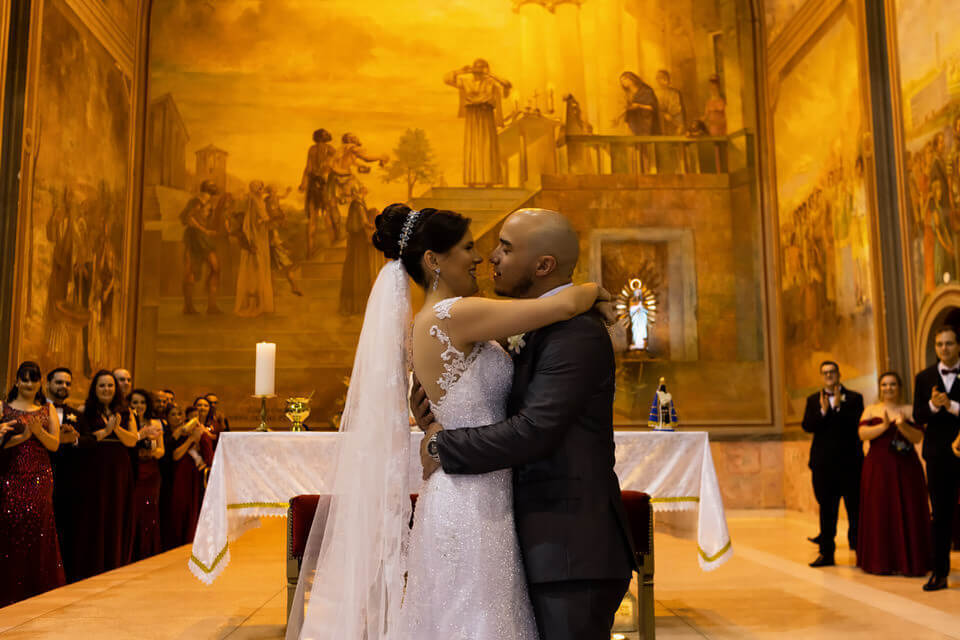 Casamento Pri e Pedro na Igreja Santa Cândida em São Paulo - SP