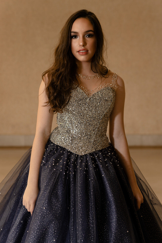 Ensaio da Debutante Ysadora no Castelo dos Vinhais em Vinhedo, para sua festa de 15 Anos