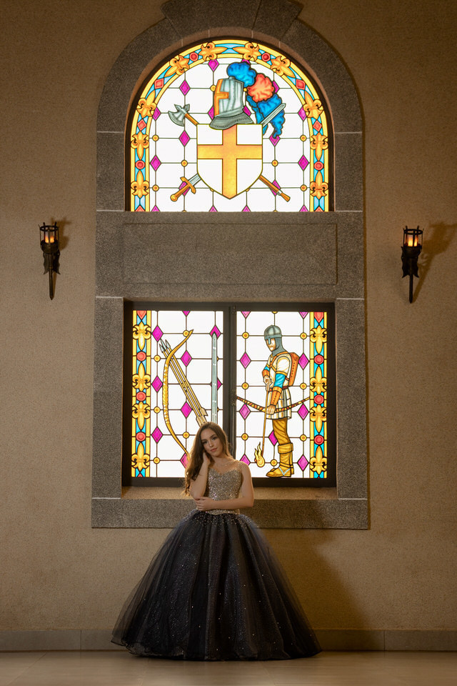 Ensaio da Debutante Ysadora no Castelo dos Vinhais em Vinhedo, para sua festa de 15 Anos