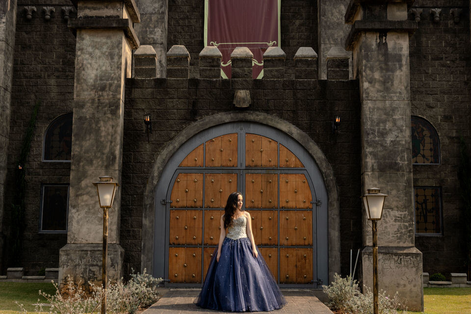 Ensaio da Debutante Ysadora no Castelo dos Vinhais em Vinhedo, para sua festa de 15 Anos