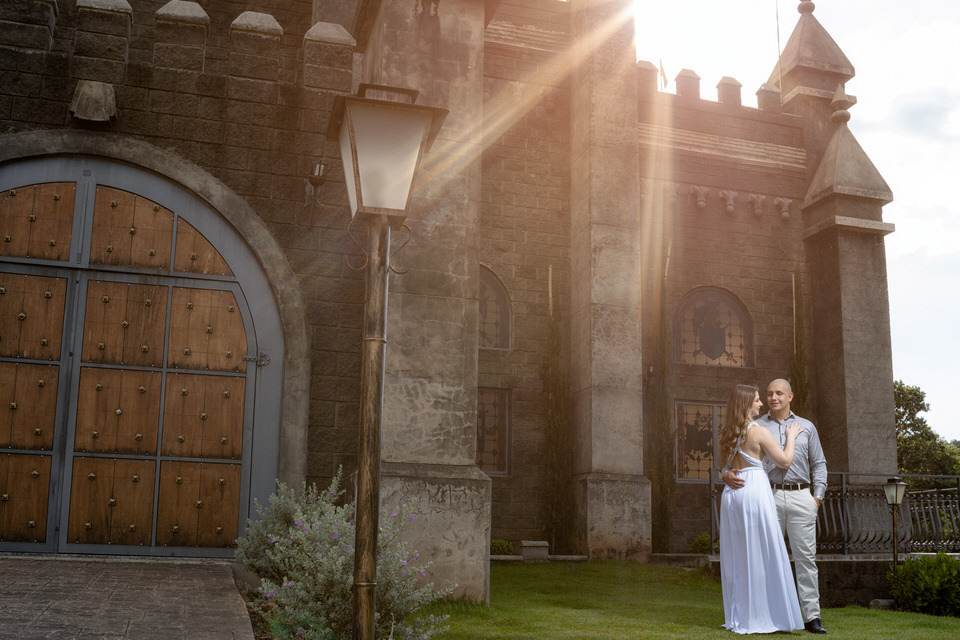 Ensaio pré wedding da Larissa e Rafael- fotógrafo de SP - Castelo dos Vinhais