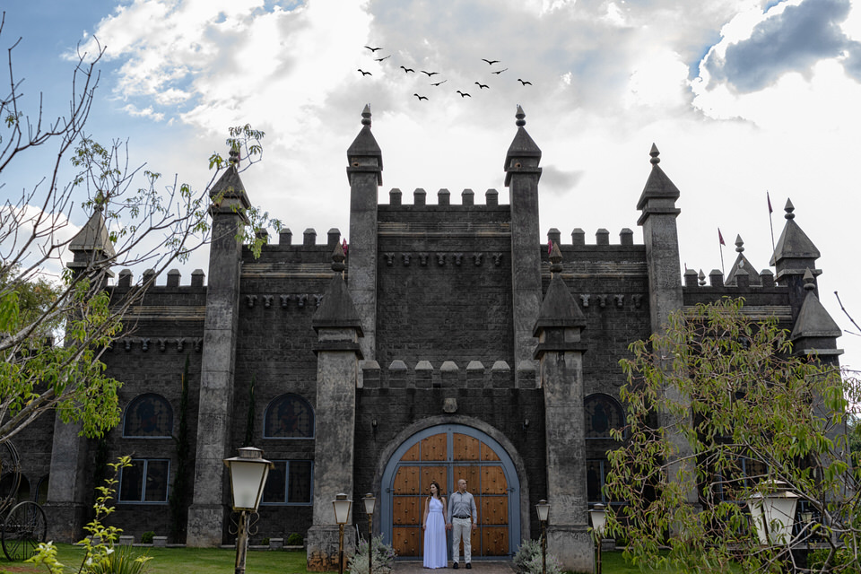 Pré Wedding da Larissa com o Rafael no Castelo dos Vinhais - Vinhedo-SP