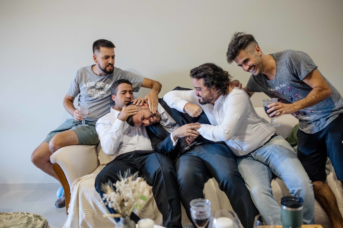 Previa del novio y sus amigos 