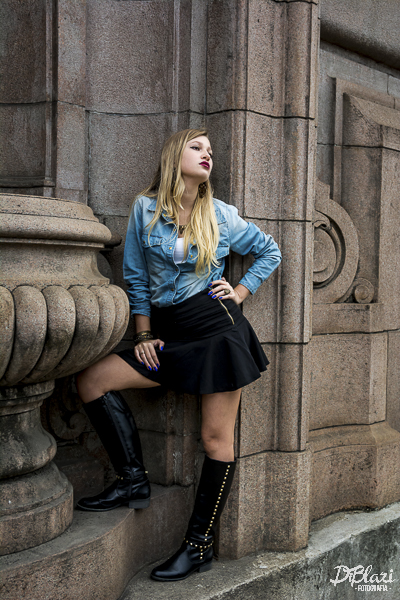 modelo na bolsa de café de santos