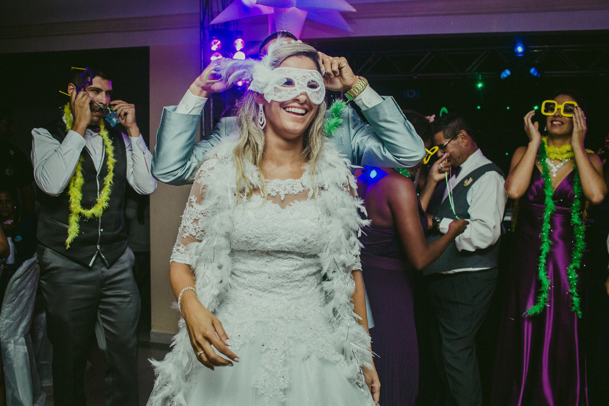 Pista de dança com noivos.