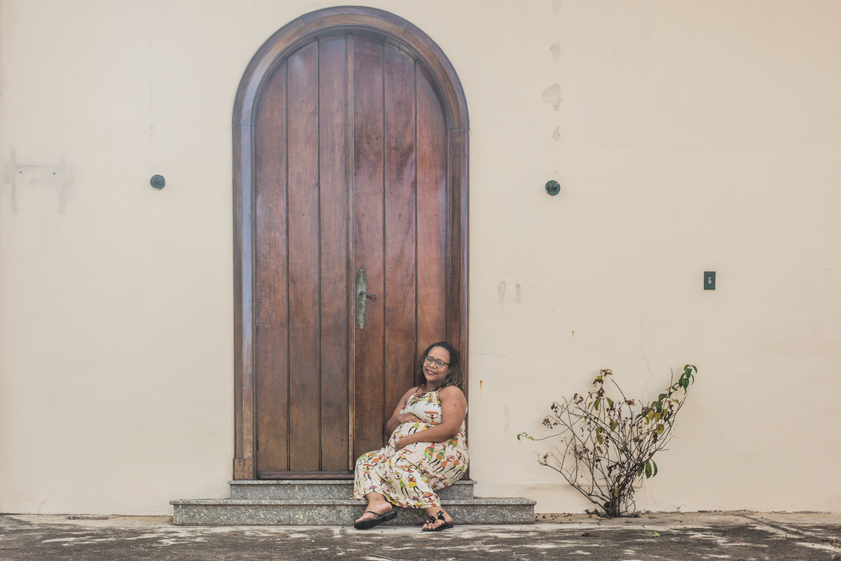Ensaio fotográfico de Gestante Realizado em Itaquera, São Paulo - SP por JD Fotografia. Fotógrafo de família, casal e gestante em Suzano, Mogi das Cruzes, Alto Tietê. Entre em contato para propostas de ensaio fotográfico de graça