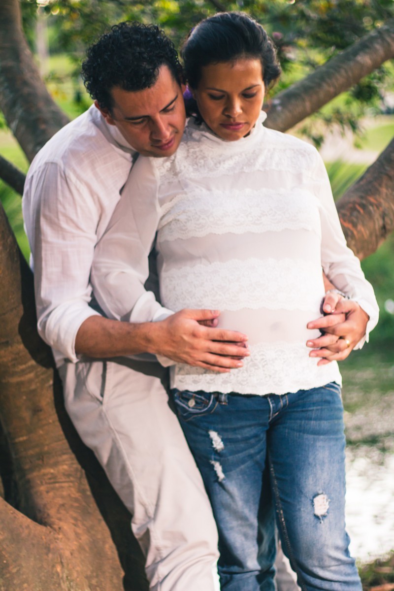 Ensaio fotográfico de Gestante Realizado no parque central em Santo André, ABC Paulista - SP por JD Fotografia. Fotógrafo de família, casal e gestante em Suzano, Mogi das Cruzes, Alto Tietê. Entre em contato para propostas de ensaio fotográfico de graça