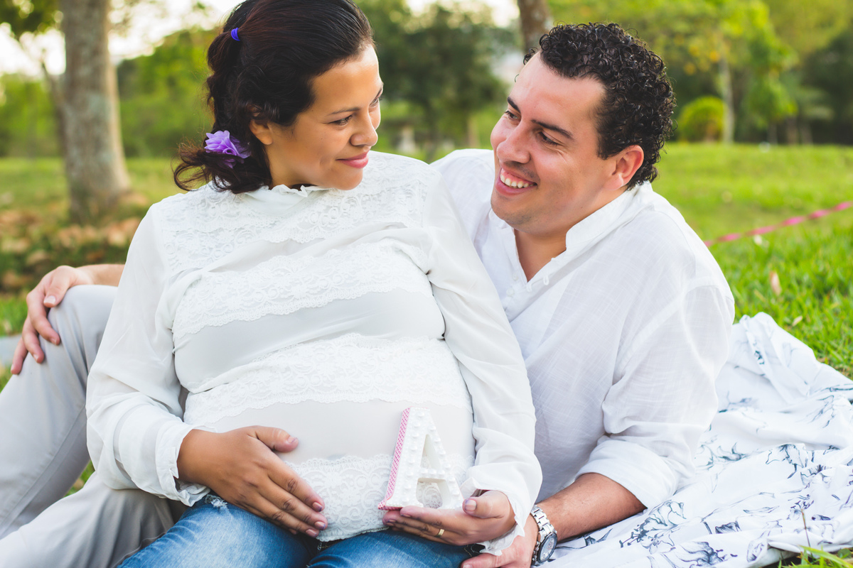 Ensaio fotográfico de Gestante Realizado no parque central em Santo André, ABC Paulista - SP por JD Fotografia. Fotógrafo de família, casal e gestante em Suzano, Mogi das Cruzes, Alto Tietê. Entre em contato para propostas de ensaio fotográfico de graça