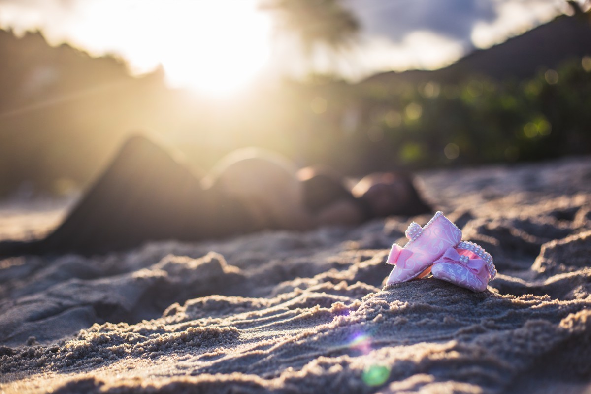 Ensaio fotográfico de Gestante Realizado na praia Barra do Sahy por JD Fotografia. Fotógrafo de família, casal e gestante em Suzano, Mogi das Cruzes, Alto Tietê. Entre em contato para propostas de ensaio fotográfico de graça