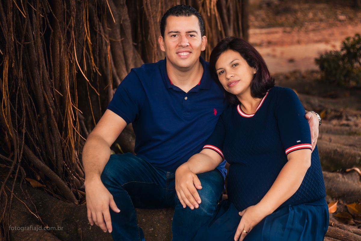 Ensaio fotográfico Gestante em parque. JD Fotografia - Casais, grávidas, gestantes, família, fotos, fotografia, gravidez- Suzano, Santo André, Mogi, ABC, SP. 