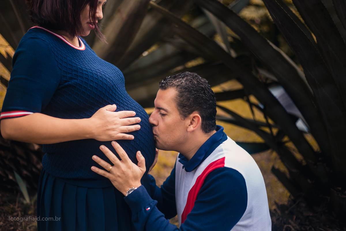 Ensaio fotográfico Gestante em parque. JD Fotografia - Casais, grávidas, gestantes, família, fotos, fotografia, gravidez- Suzano, Santo André, Mogi, ABC, SP. 