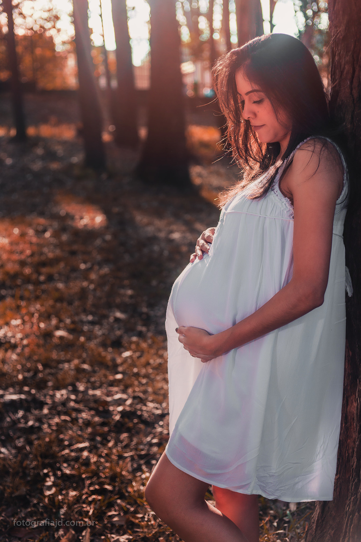 Ensaio fotográfico Gestante em parque. JD Fotografia - Casais, grávidas, gestantes, família, fotos, fotografia, gravidez- Suzano, Santo André, Mogi, ABC, SP.  Whatsapp: (11) 95047-7618