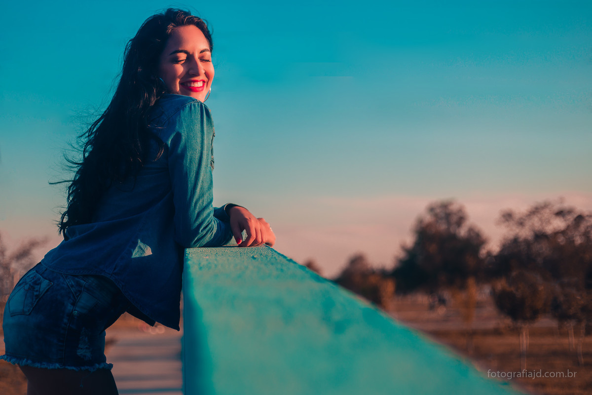 Ensaio fotográfico Feminino em Parque. JD Fotografia - Casais, grávidas, gestantes, família, fotos, fotografia, gravidez- Suzano, Santo André, Mogi, ABC, SP. Entre em contato - propostas de ensaio fotográfico de graça. (11)95047-7618 Whatsapp