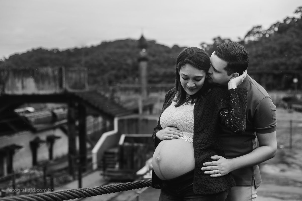Ensaio fotográfico Gestante em Paranapiacaba. JD Fotografia - Casais, grávidas, gestantes, família, fotos, fotografia, gravidez- Santo André, ABC, SP, Grande ABC, São Bernardo, São Caetano.  Whatsapp: (11) 95047-7618
Reencontre o Simples