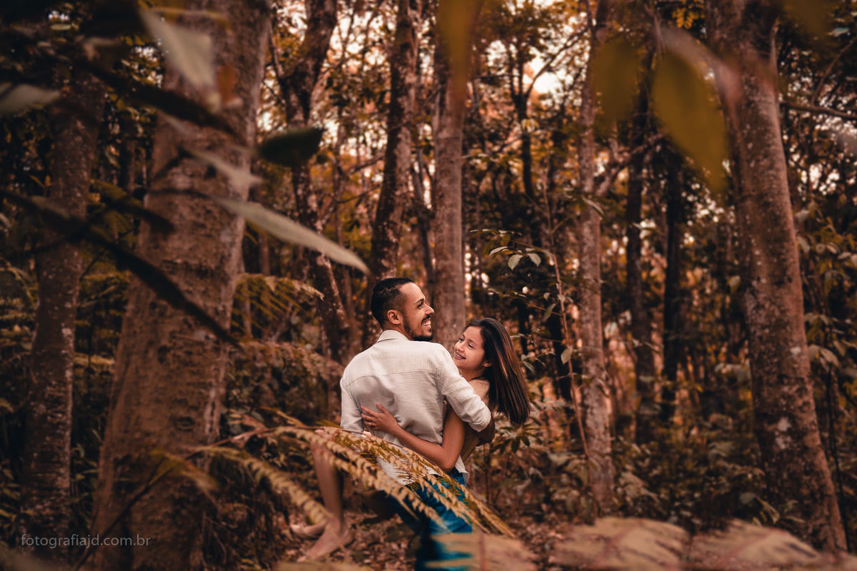 Ensaio fotográfico casal no Parque do Pedroso. JD Fotografia - Casais, grávidas, gestantes, família, fotos, fotografia, gravidez- Santo André, ABC, SP, Grande ABC, São Bernardo, São Caetano.  Whatsapp: (11) 95047-7618