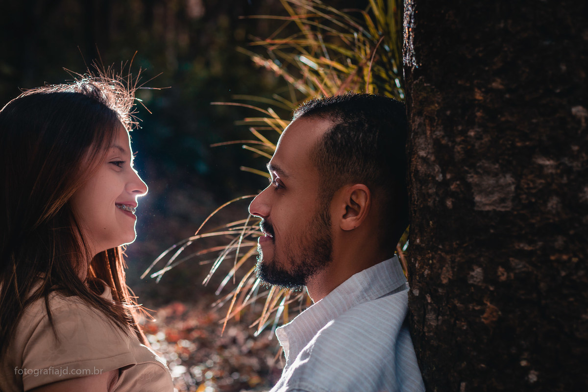 Ensaio fotográfico casal no Parque do Pedroso. JD Fotografia - Casais, grávidas, gestantes, família, fotos, fotografia, gravidez- Santo André, ABC, SP, Grande ABC, São Bernardo, São Caetano.  Whatsapp: (11) 95047-7618