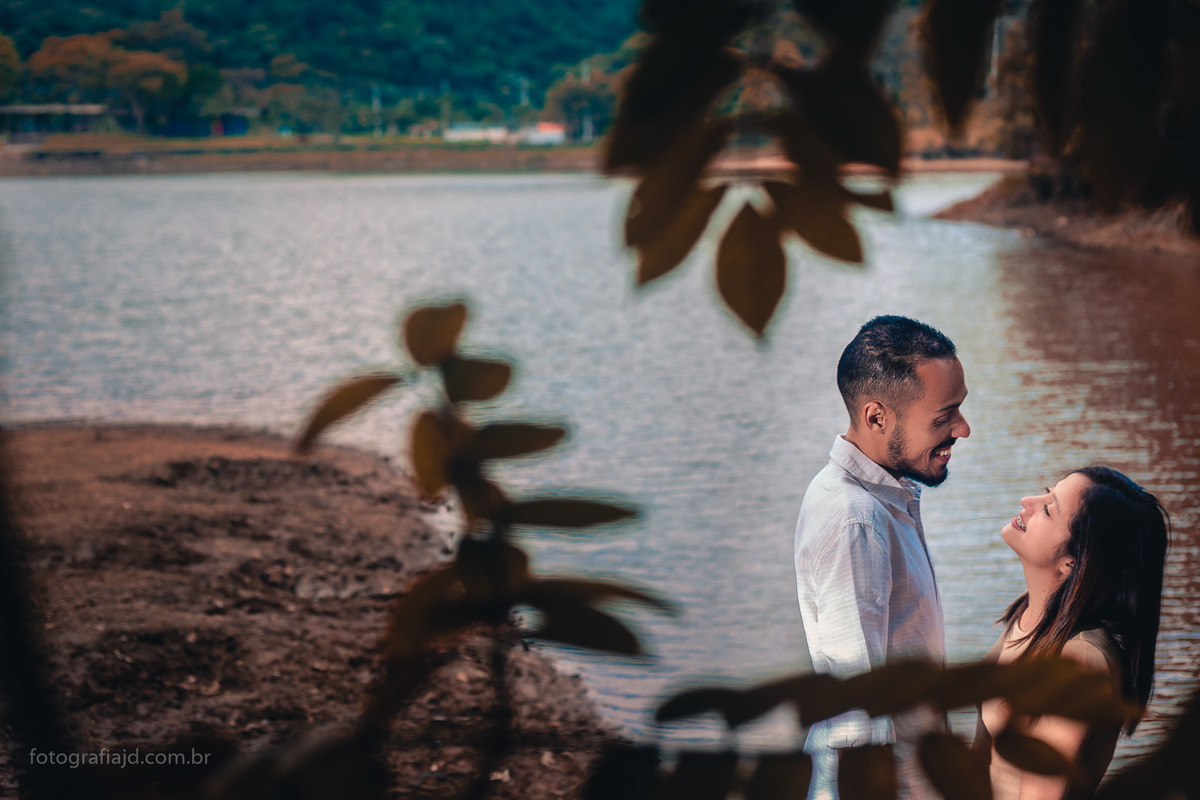 Ensaio fotográfico casal no Parque do Pedroso. JD Fotografia - Casais, grávidas, gestantes, família, fotos, fotografia, gravidez- Santo André, ABC, SP, Grande ABC, São Bernardo, São Caetano.  Whatsapp: (11) 95047-7618