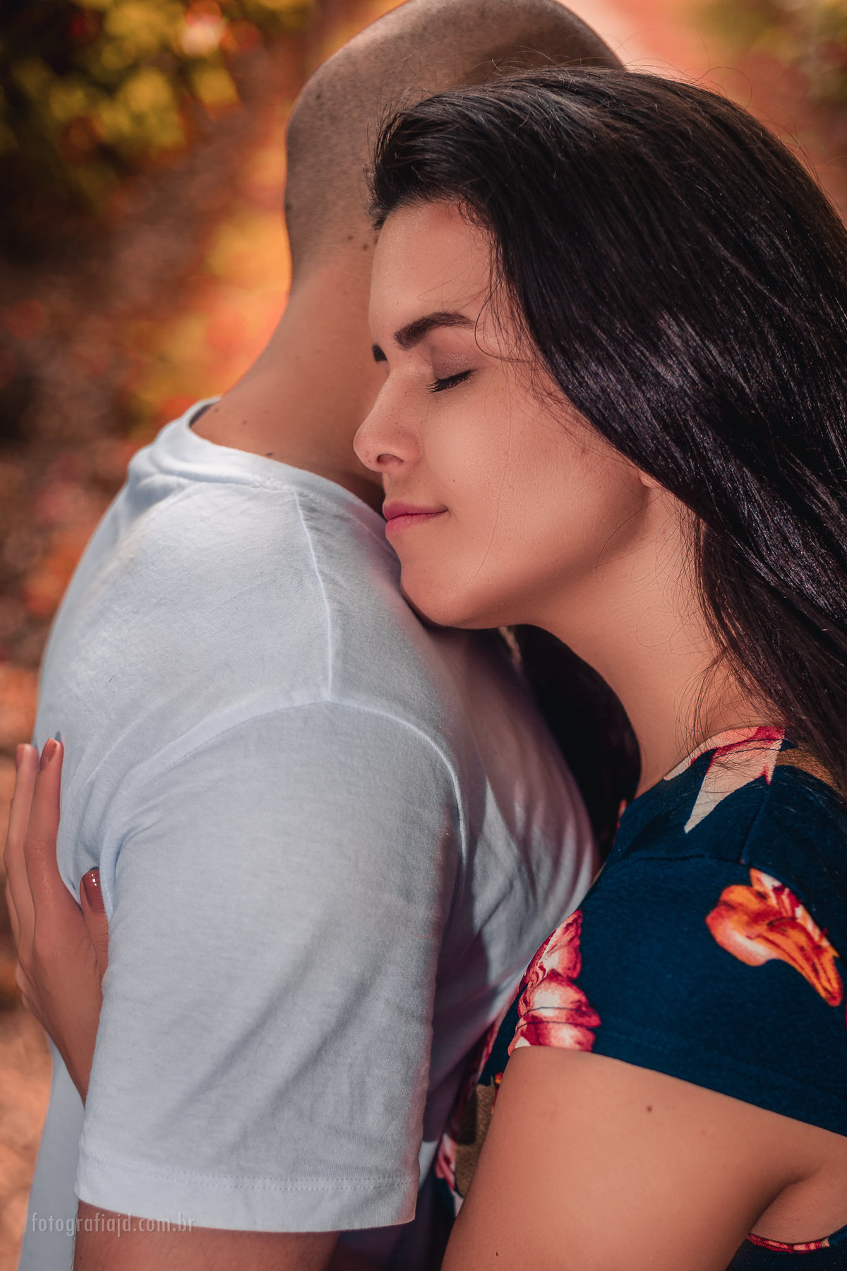 Ensaio fotográfico casal pré casamento em parque Ibirapuera. JD Fotografia - Casais, grávidas, gestantes, família, fotos, fotografia, gravidez- Santo André, ABC, SP, Grande ABC, São Bernardo, São Caetano.  Whatsapp: (11) 95047-7618