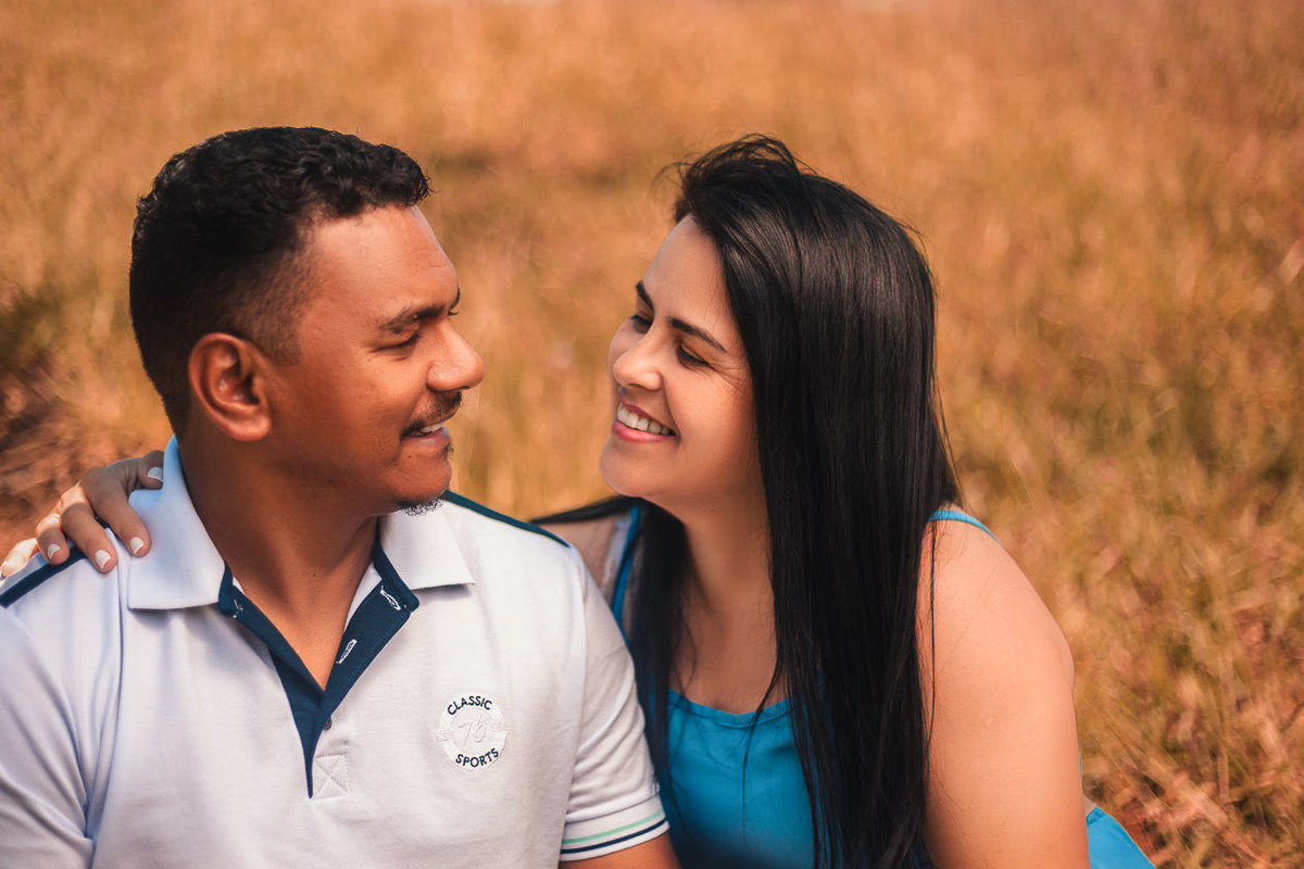 Ensaio fotográfico casal pré casamento em Parque Central. JD Fotografia - Casais, grávidas, gestantes, família, fotos, fotografia, gravidez- Santo André, ABC, SP, Grande ABC, São Bernardo, São Caetano.  Whatsapp: (11) 95047-7618