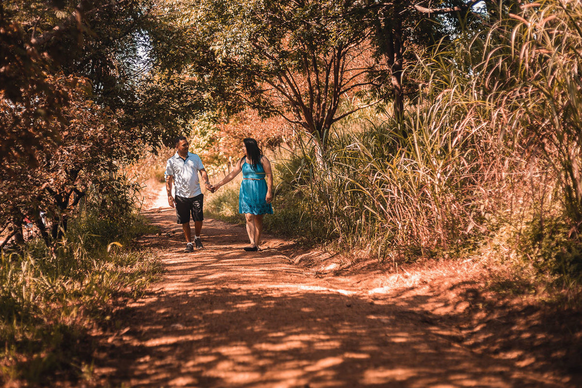 Ensaio fotográfico casal pré casamento em Parque Central. JD Fotografia - Casais, grávidas, gestantes, família, fotos, fotografia, gravidez- Santo André, ABC, SP, Grande ABC, São Bernardo, São Caetano.  Whatsapp: (11) 95047-7618