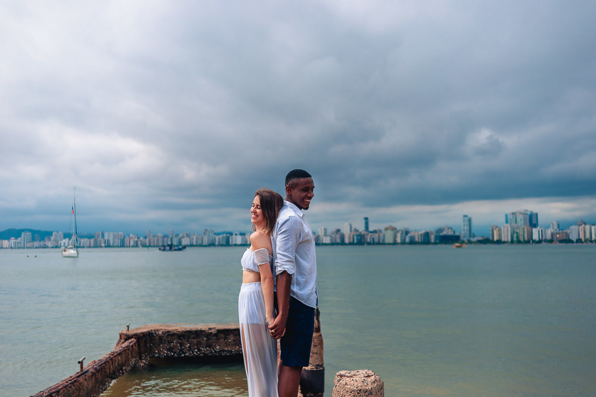 Ensaio fotográfico casal pré casamento em Praia do Goes. JD Fotografia - Casais, grávidas, gestantes, família, fotos, fotografia, gravidez- Santo André, ABC, SP, Grande ABC, São Bernardo, São Caetano.  Whatsapp: (11) 95047-7618