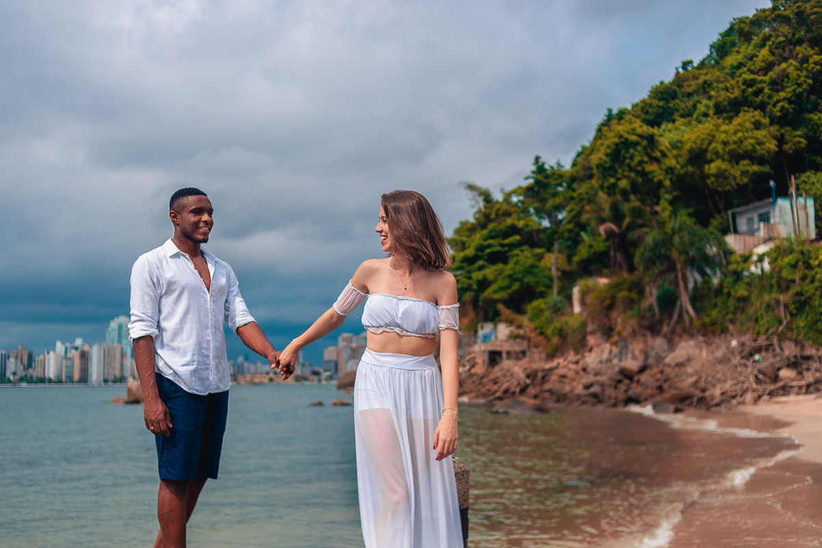 Ensaio fotográfico casal pré casamento em Praia do Goes. JD Fotografia - Casais, grávidas, gestantes, família, fotos, fotografia, gravidez- Santo André, ABC, SP, Grande ABC, São Bernardo, São Caetano.  Whatsapp: (11) 95047-7618