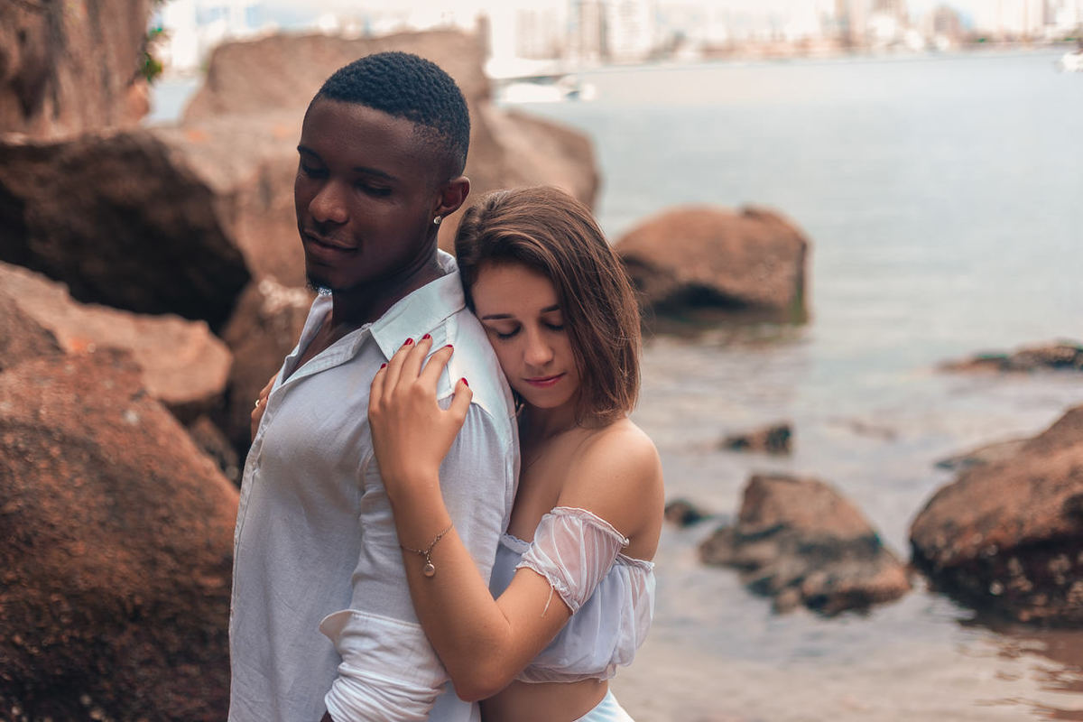 Ensaio fotográfico casal pré casamento em Praia do Goes. JD Fotografia - Casais, grávidas, gestantes, família, fotos, fotografia, gravidez- Santo André, ABC, SP, Grande ABC, São Bernardo, São Caetano.  Whatsapp: (11) 95047-7618