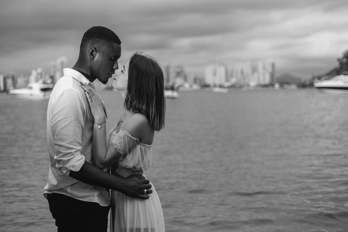 Ensaio fotográfico casal pré casamento em Praia do Goes. JD Fotografia - Casais, grávidas, gestantes, família, fotos, fotografia, gravidez- Santo André, ABC, SP, Grande ABC, São Bernardo, São Caetano.  Whatsapp: (11) 95047-7618