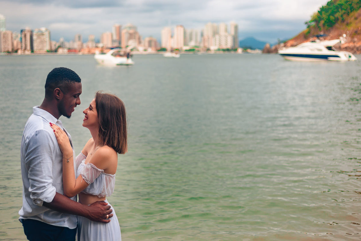 Ensaio fotográfico casal pré casamento em Praia do Goes. JD Fotografia - Casais, grávidas, gestantes, família, fotos, fotografia, gravidez- Santo André, ABC, SP, Grande ABC, São Bernardo, São Caetano.  Whatsapp: (11) 95047-7618