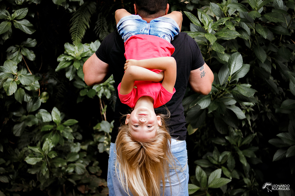 book ensaio fotografico fotos em familia gramado no lago negro infantil menina