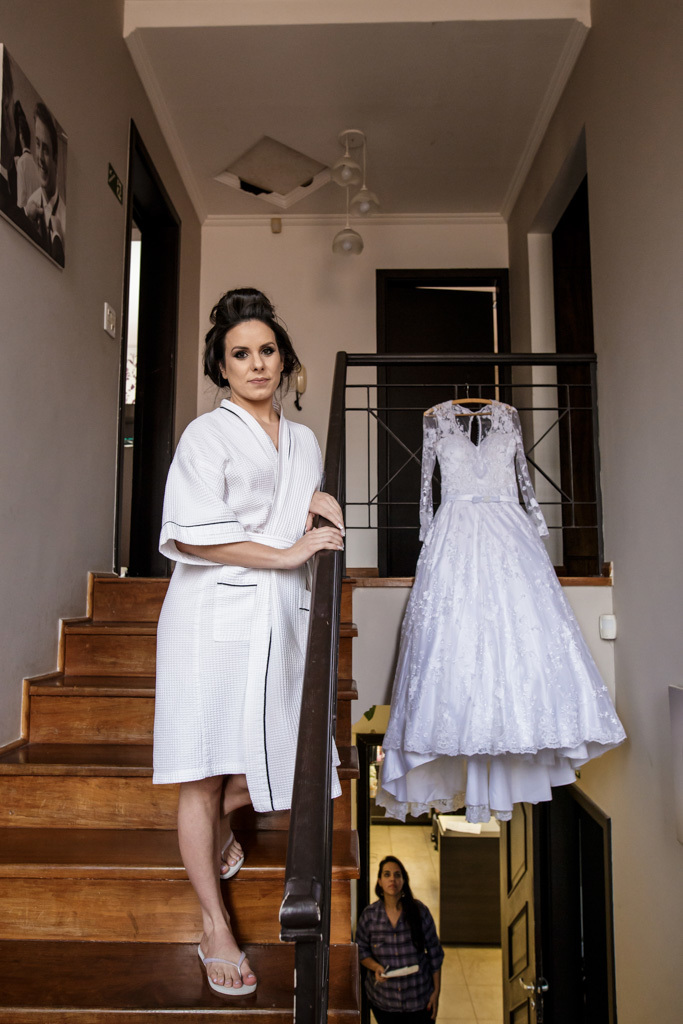 cabelo e maquiagem realizado no salão one hair em jundiaí vestido de noiva