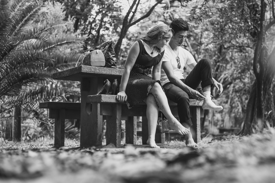 Ensaio de noivos anos 60 pin-up realizado em são paulo ensaio no campo noivos no campo ensaio de noivos no parque ensaio de noivos