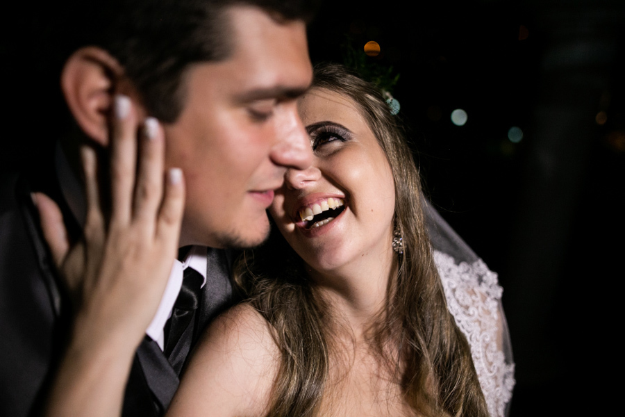 noivos sorriso de noiva noiva sorrindo sorriso de noiva casamento no campo