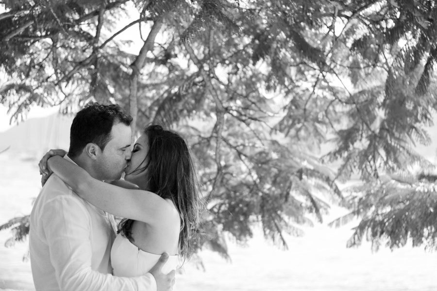 Ensaio de noivos na praia ensaio de noivos ensaio fotográfico pre casamento ensaio pre casamento ensaio de noivos