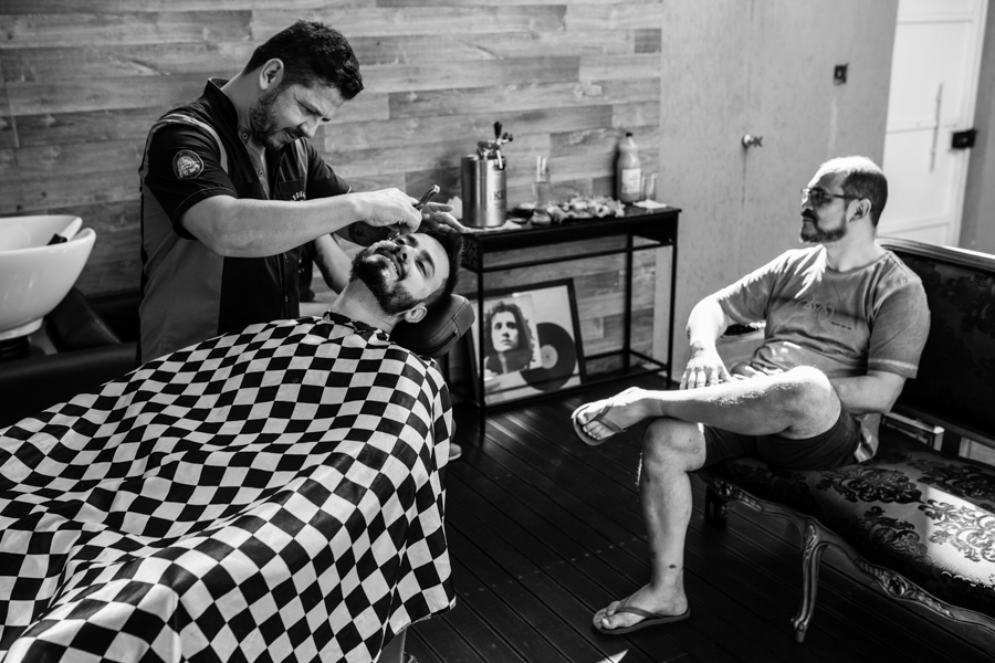 make do noivo make na barbearia noivo se arrumando na barbearia dia do noivo 