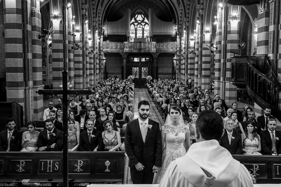 noivas 2019 noivas 2020 casamento recanto gabi fotografo de casamento campinas fotografo brasilerio na itália fotografo de casamento na itália brinde com as madrinhas maquiagem de noiva vestido de noiva casamento catedral de jundiai 