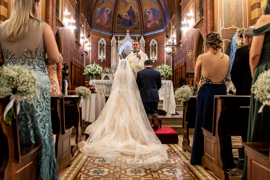 noivas 2019 noivas 2020 casamento recanto gabi fotografo de casamento campinas fotografo brasilerio na itália fotografo de casamento na itália brinde com as madrinhas maquiagem de noiva vestido de noiva casamento catedral de jundiai 