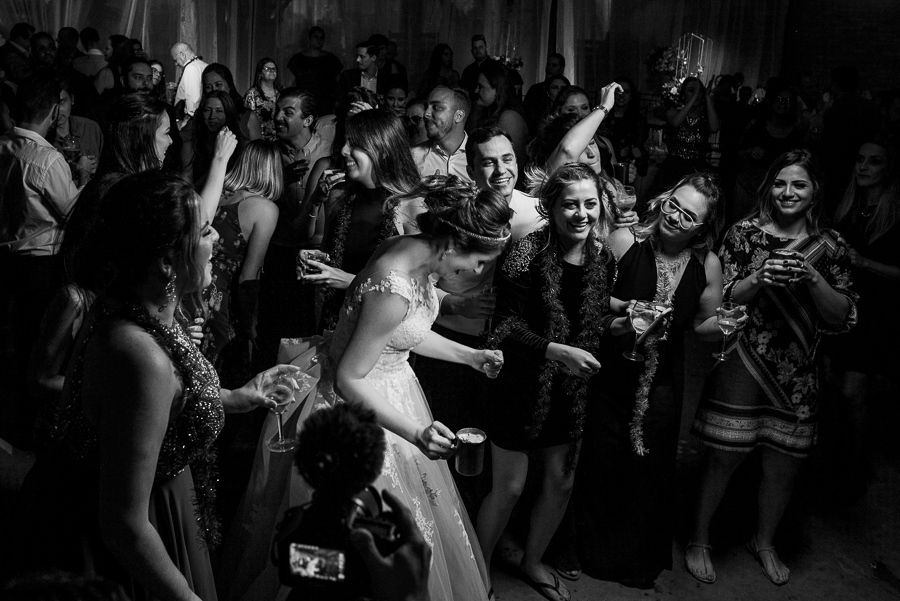 casamento na igreja catedral de jundiai casamento em jundia casamento na catedral de jundiai alice no pais da maravilhas mariella decoradora mariella decorações mariela decor decoradora jundiaí dança dos noivos balada Casamento na casa Giglio 