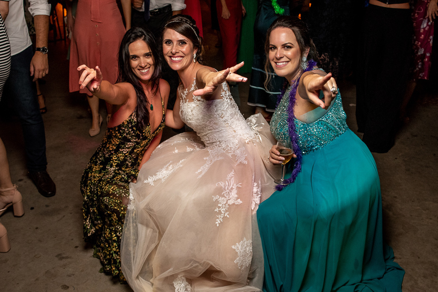 casamento na igreja catedral de jundiai casamento em jundia casamento na catedral de jundiai alice no pais da maravilhas mariella decoradora mariella decorações mariela decor dança dos noivos balada de casamento banda vitrola Casamento na casa Giglio 