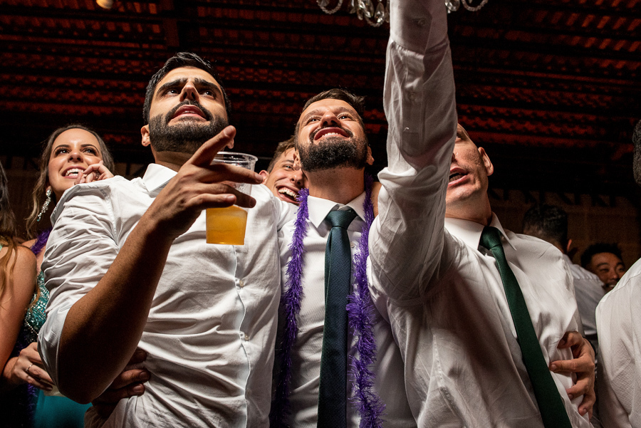 casamento na igreja catedral de jundiai casamento em jundia casamento na catedral de jundiai alice no pais da maravilhas mariella decoradora mariella decorações mariela decor decoradora jundiaí dança dos noivos balada de casamento banda vitrola