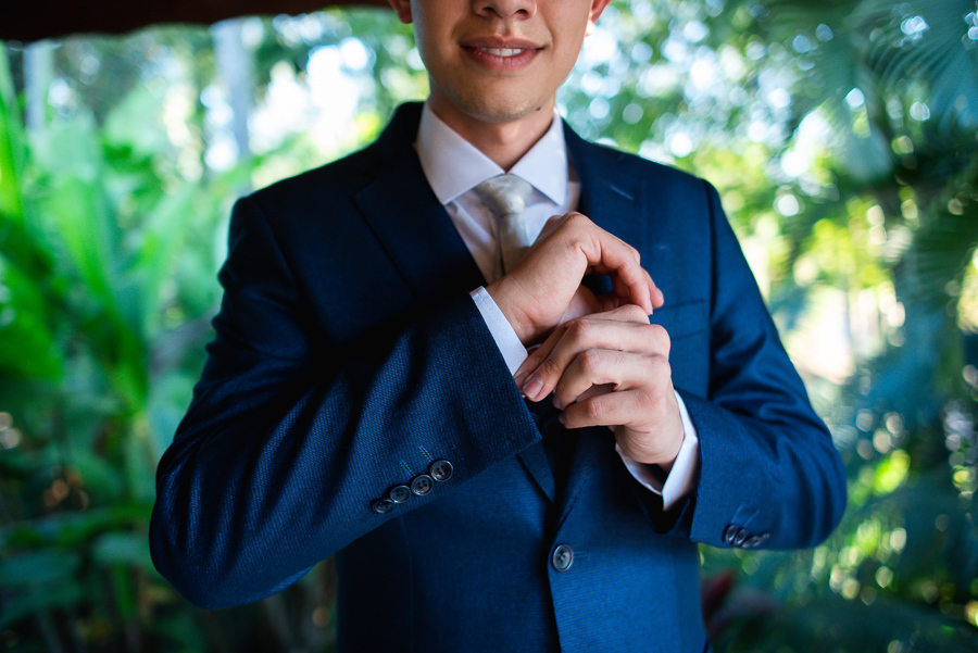 Casamento no campo casamento ao ar livre na chacara paraíso maquiagem de noiva vestido de noiva maquiadora larissa cadu decorador buque de noiva traje de noivo terno de noivo azul