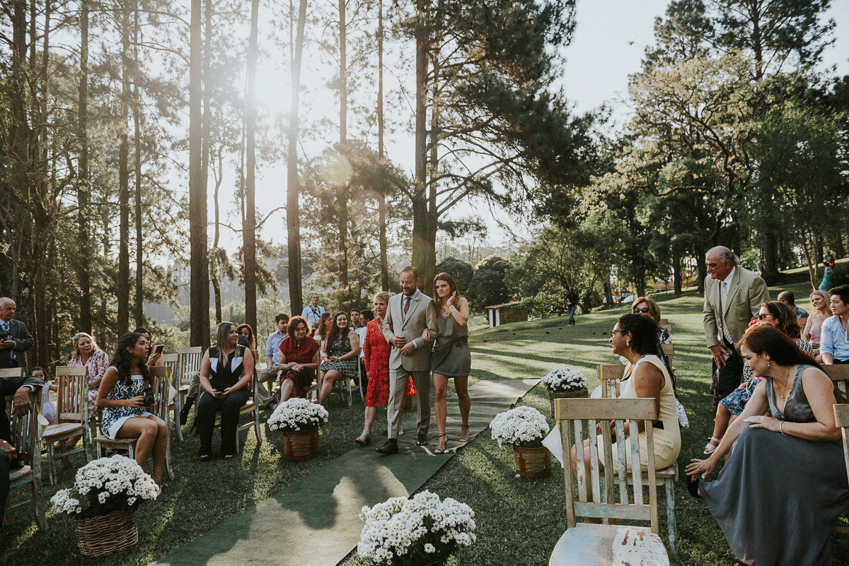 entrada noivo casamento ceu aberto 