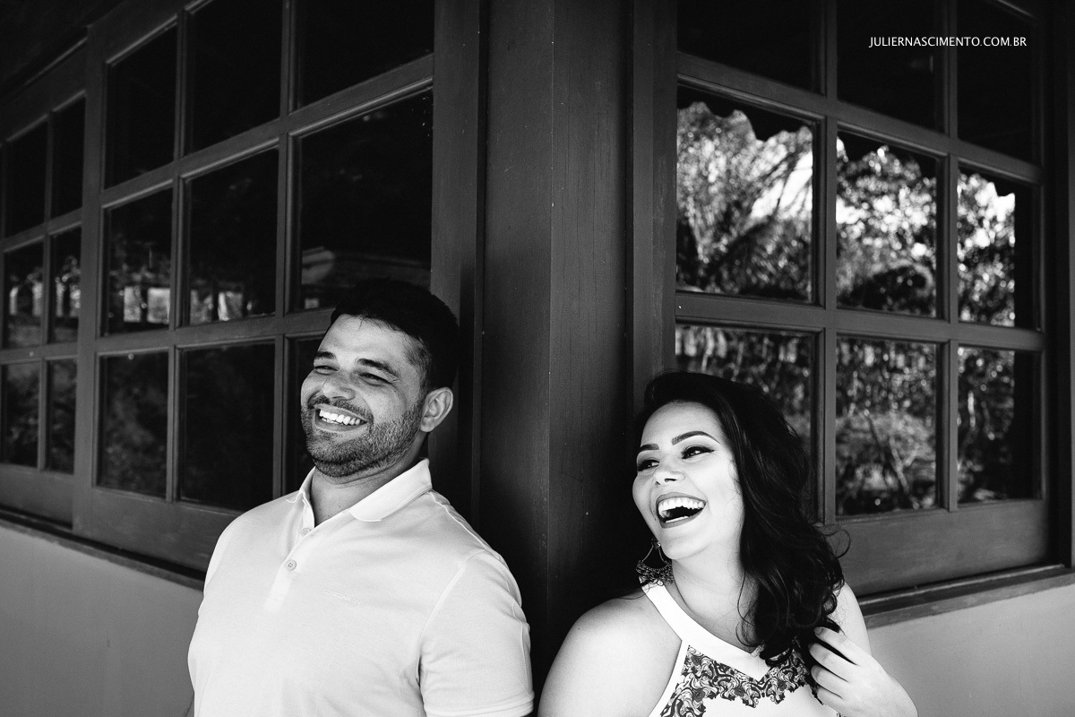 Foto de ensaio de pré wedding no mosteiro morro da vargem em Ibiraçu - ES.