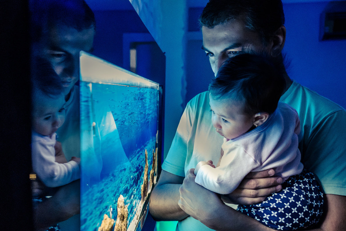 Fotografia Documental de Família. Pai, mãe e filha, menina bebê. Book da vida de uma família em 24 horas de registro, um dia na vida que guarda as memórias da família que vão levar para gerações. 