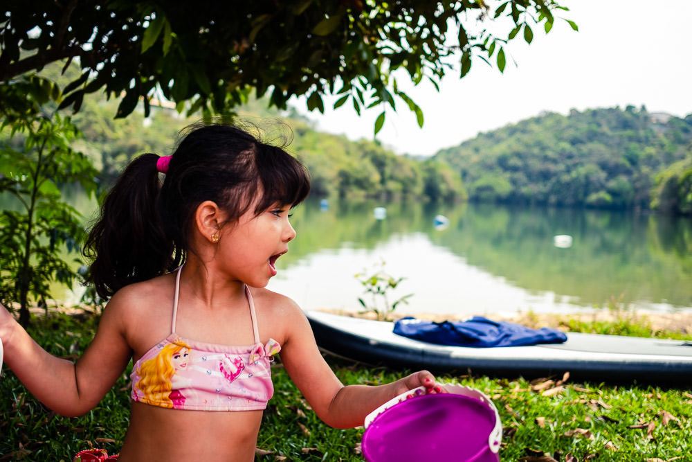 Fotografia documental de família, rotina e essência da família. 24 horas, um dia na vida. Pai, mãe, filhas, álbum, book da história da família.