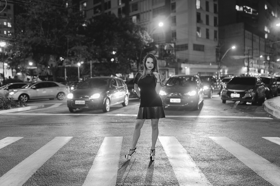 Ensaio Feminino em Niterói nas ruas de Icaraí Tumblr mulher parando o transito